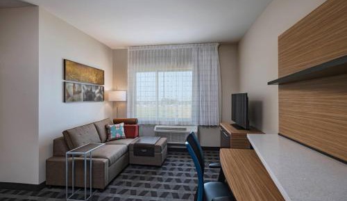 One-Bedroom Suite