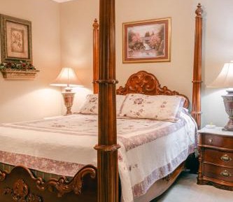 Queen Room