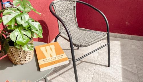 Three-Bedroom Apartment with Balcony