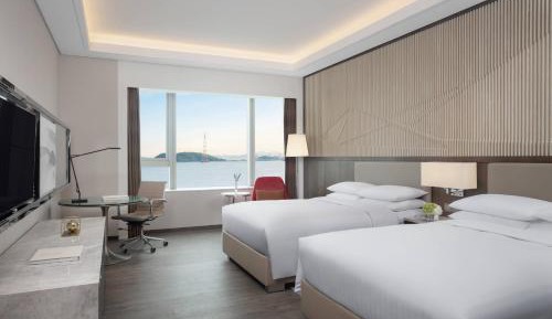 Deluxe Twin Room with Sea View