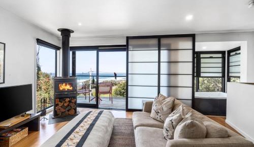 Studio Apartment with Sea View