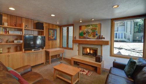 2 Bedroom Gold