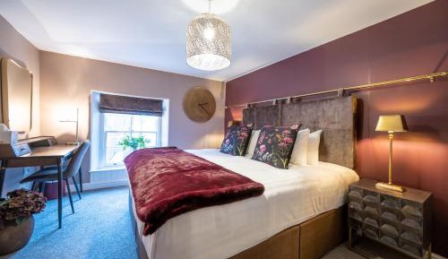 Two-Bedroom Superior Apartment