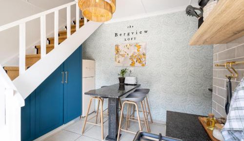 Apartment with Garden View