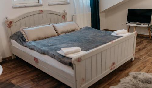 Deluxe Double Room with Bath