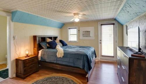 One-Bedroom House