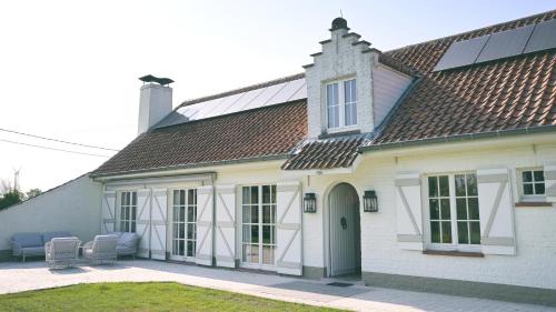 Six-Bedroom House