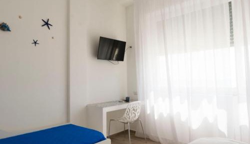 Standard Triple Room with Sea View