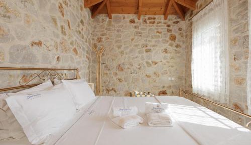 Suite with Hot Tub