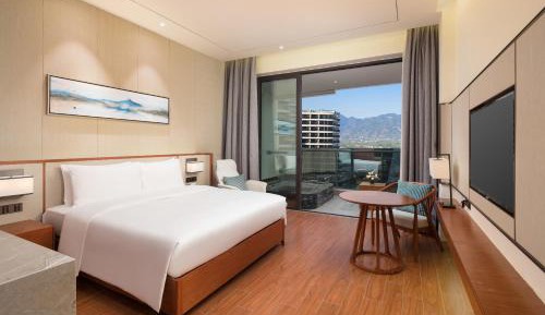 1 King Bed, Deluxe, Hot Spring View, Non-Smoking