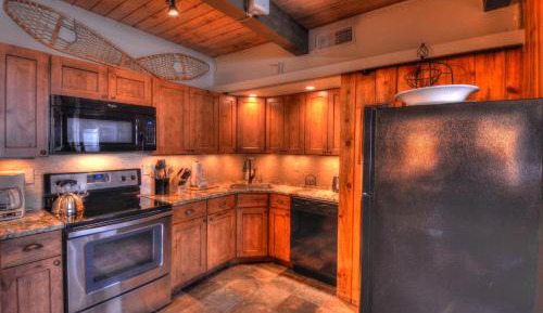 2 Bedroom Gold