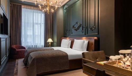 Deluxe Twin Room with City View