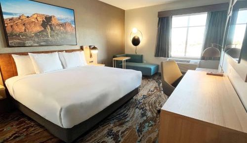 Standard King Room