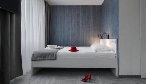 Superior King Suite