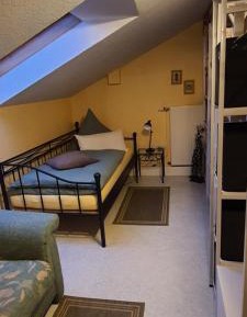 Small Single Room