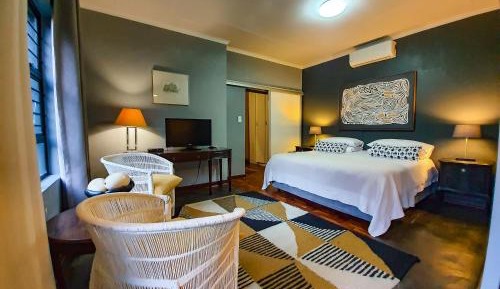 Suite with Garden View