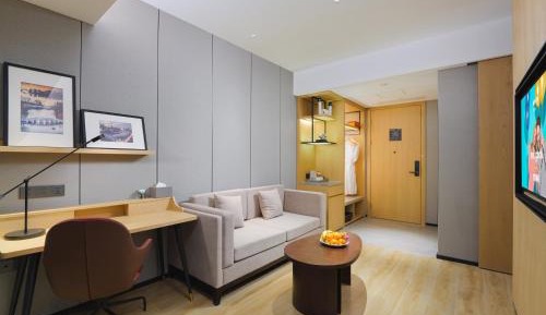 Double Room with View