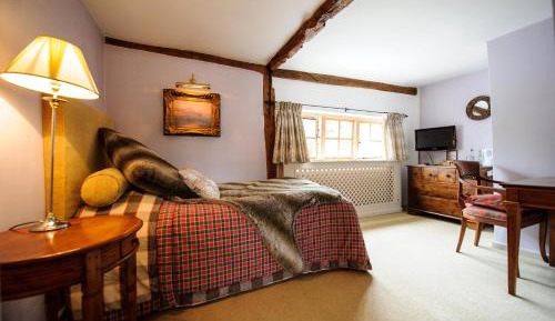 Deluxe Double Room with Shower
