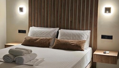 Triple Room with City View