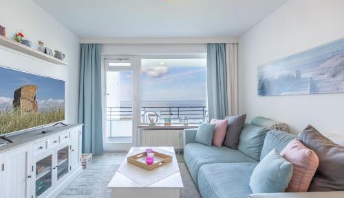 One-Bedroom Apartment with Balcony