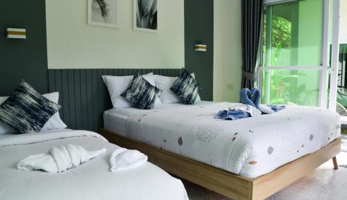 Queen Room