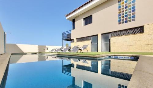 Villa with Sea View