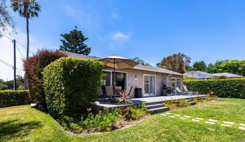Three-Bedroom Holiday Home 