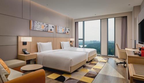 Twin Room with Sofa Bed and Park View