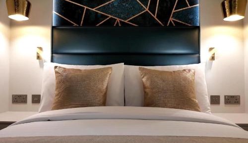 Double Studio (Lower Ground Floor, No Window)