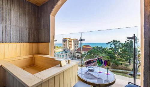 Sunrise Ocean Semi Ryokan