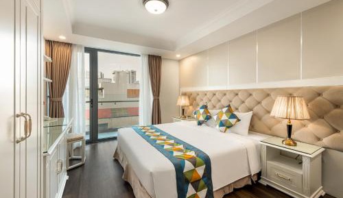Deluxe Double Room with Balcony