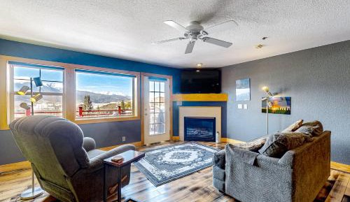 One Bedroom Apartment
