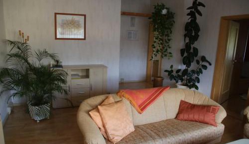 Two-Bedroom Apartment with Shower 