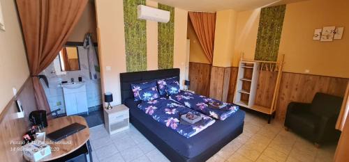 Double Room with Terrace