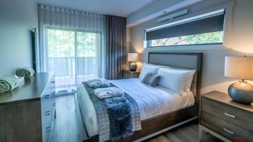 Condo 2 bedroom, lake view