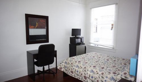 Standard Room with Shared Bathroom