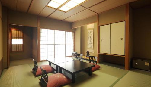 Japanese-Style Room Breakfast Included
