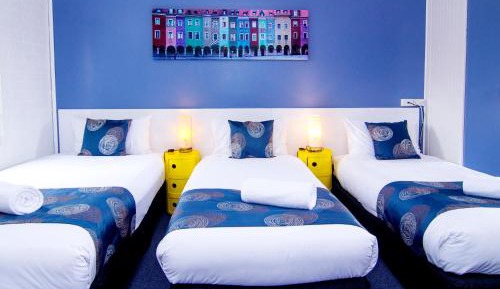 Deluxe Family Suite