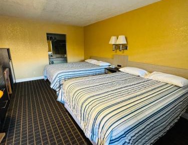 Queen Room with Two Queen Beds