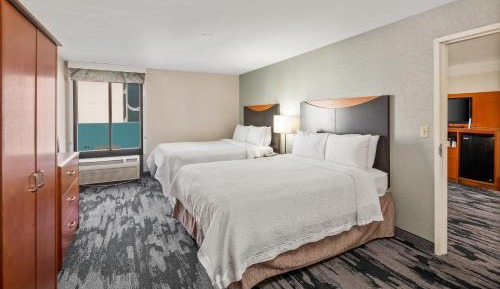 Queen Room with Two Queen Beds