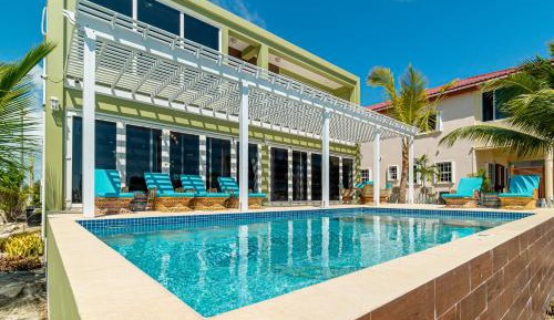 Three-Bedroom Holiday Home 