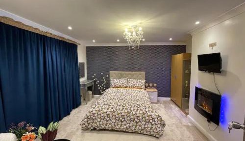 Double Room with Private External Bathroom