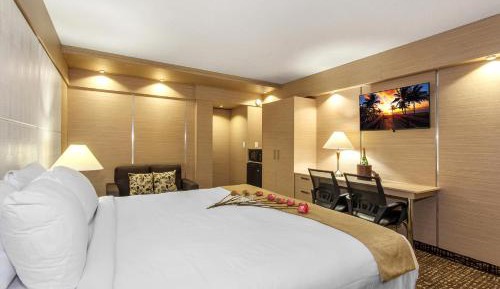 Standard King Room