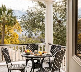 Jasmine House Parlor Suite 