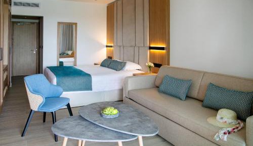 Junior Suite (2 Adults + 1 Child)