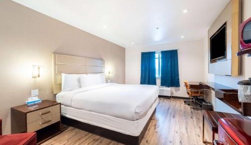 King Room - Non-Smoking