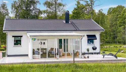Three-Bedroom Holiday Home 