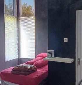 Twin Room with Bath