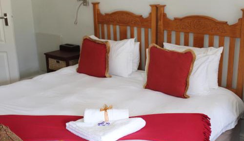 Large Double or Twin Room with Kitchenette