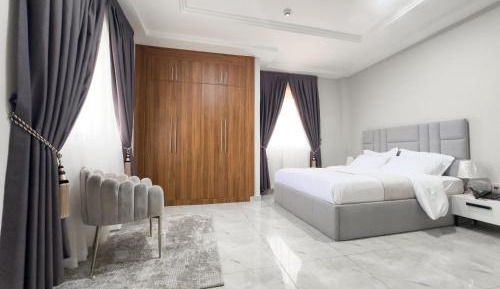 Three-Bedroom Apartment Suite